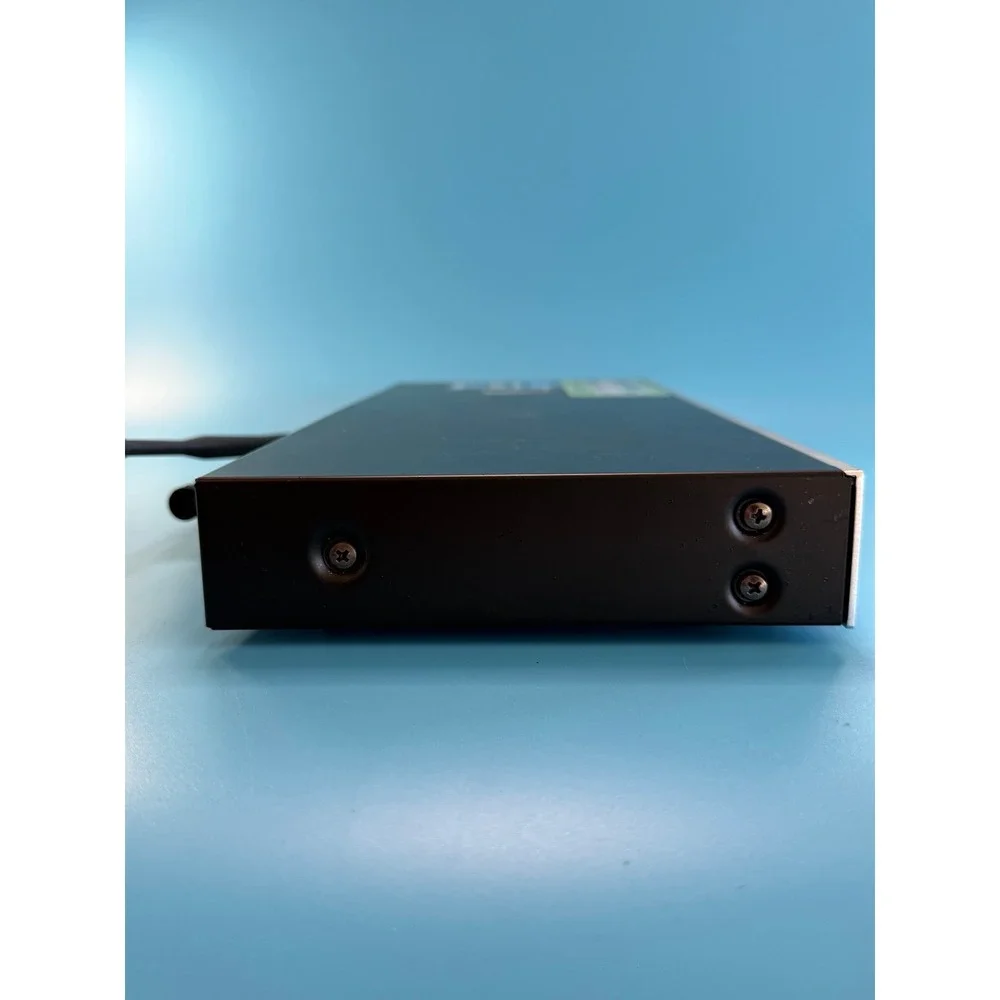 UGx9 II Kareoke Unit with 2 Microphones